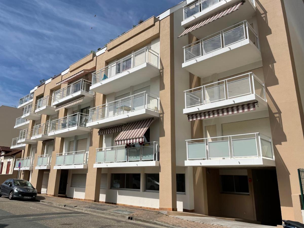 Studio En Centre Ville, Place De Parking Privee Arcachon Bagian luar foto